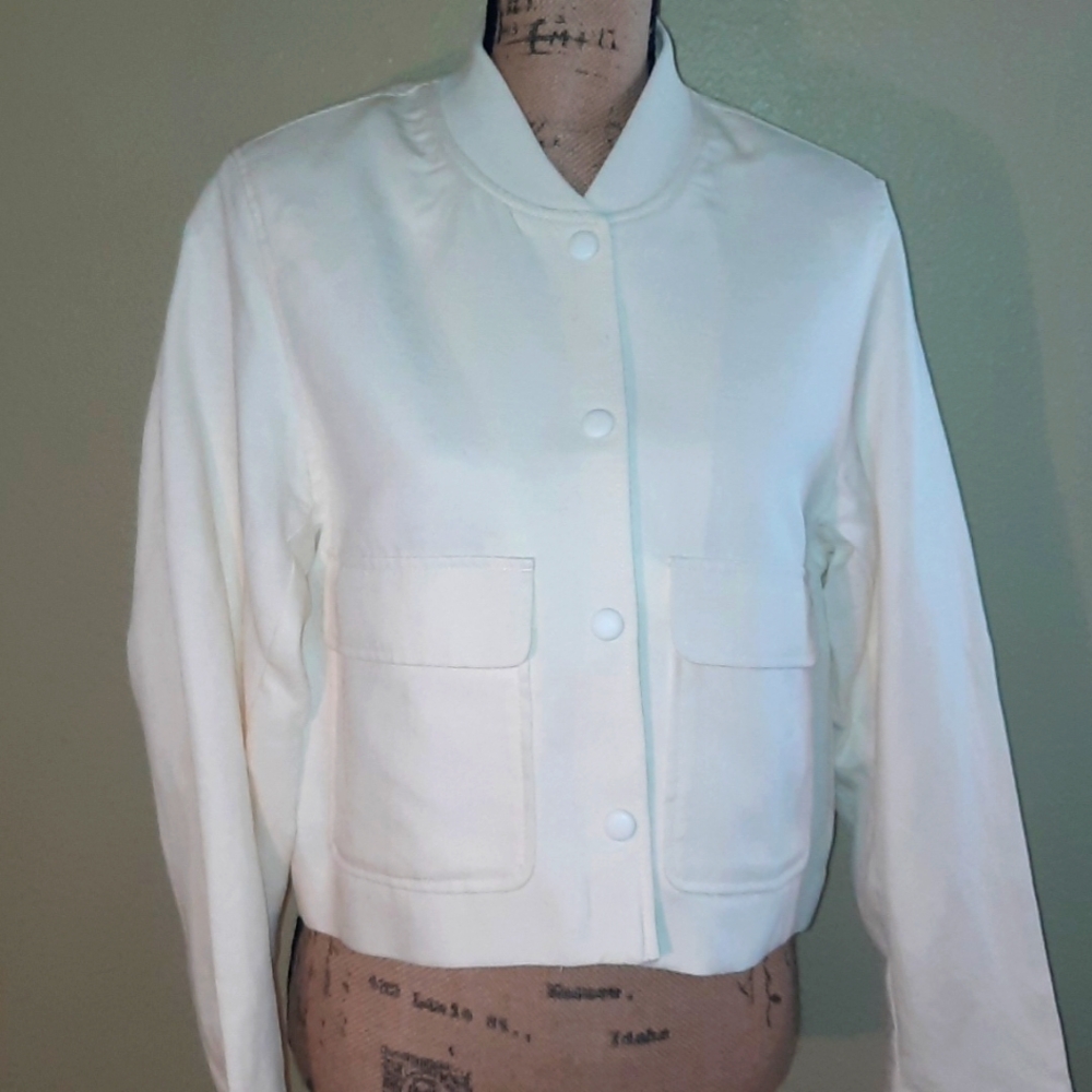 H&M Linen blend jacket , XS, Ivory. Never Worn.